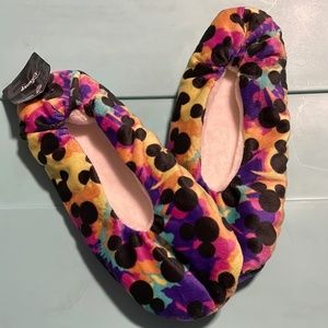 NWT Disney Ladies Slipper Socks- Mickey Mouse Heads